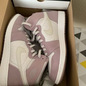 Air Jordan 1 Retro Hi Prem HC GG